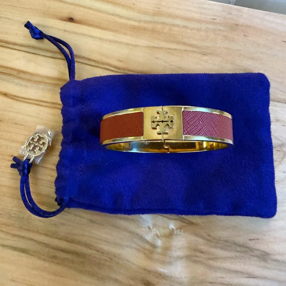 Tory Burch Leather Inlay Hinged Bangle Bracelet - Picture 1 of 10